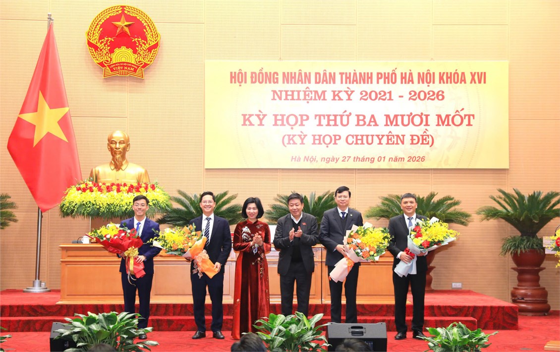 Đồng chí Nguyễn Văn Hiền giữ chức vụ Ủy viên UBND Thành phố Hà Nội nhiệm kỳ 2021 - 2026