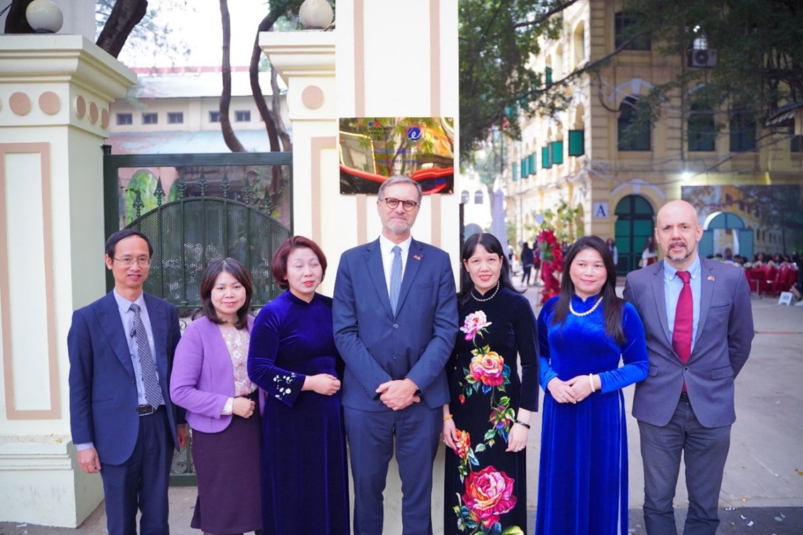 Nhấn vào ảnh để phóng to