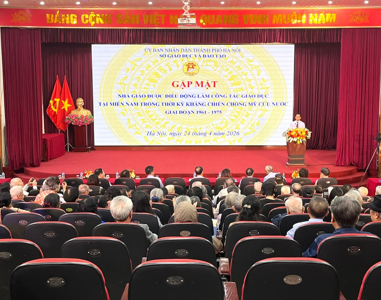 Ngành Giáo dục Hà Nội tri ân 126 nhà giáo đi B giai đoạn 1961-1975