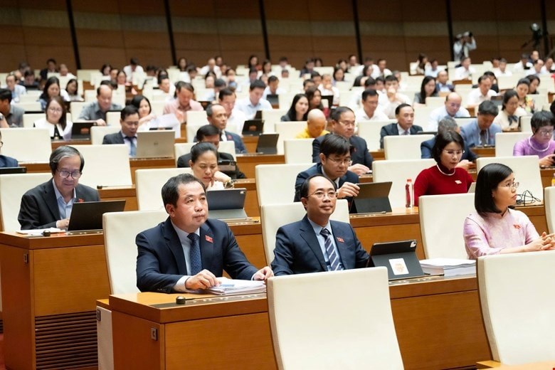 97,6% đại biểu Quốc hội biểu quyết tán thành thông qua Luật Thủ đô (sửa đổi)